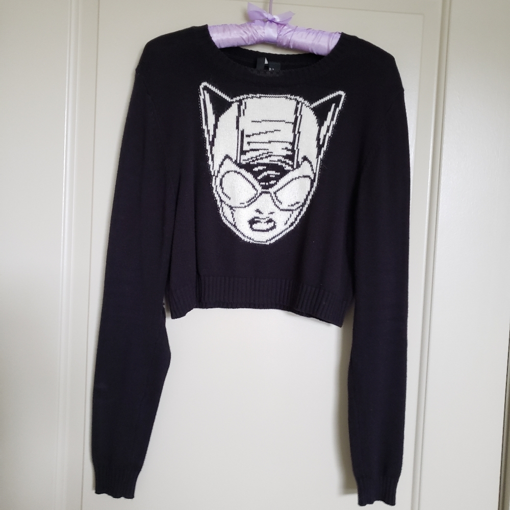 Forever 21 Catwoman pull over